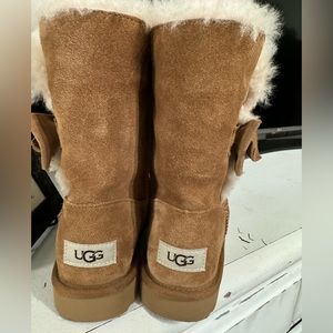 Size 6 Ugg boots